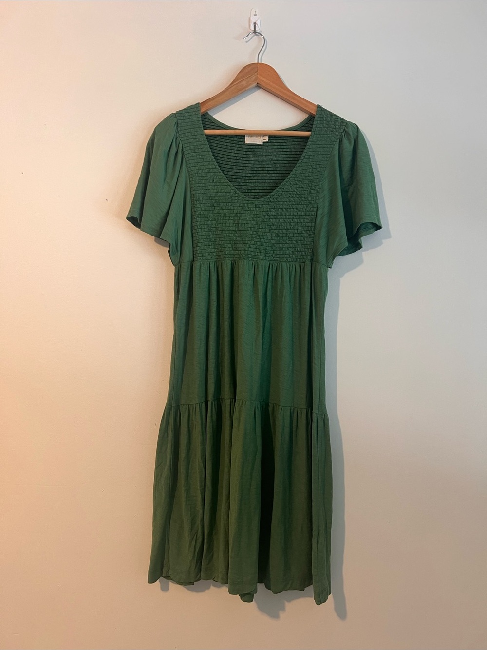 Nation LTD Green V-Neck Smocked Midi Dress